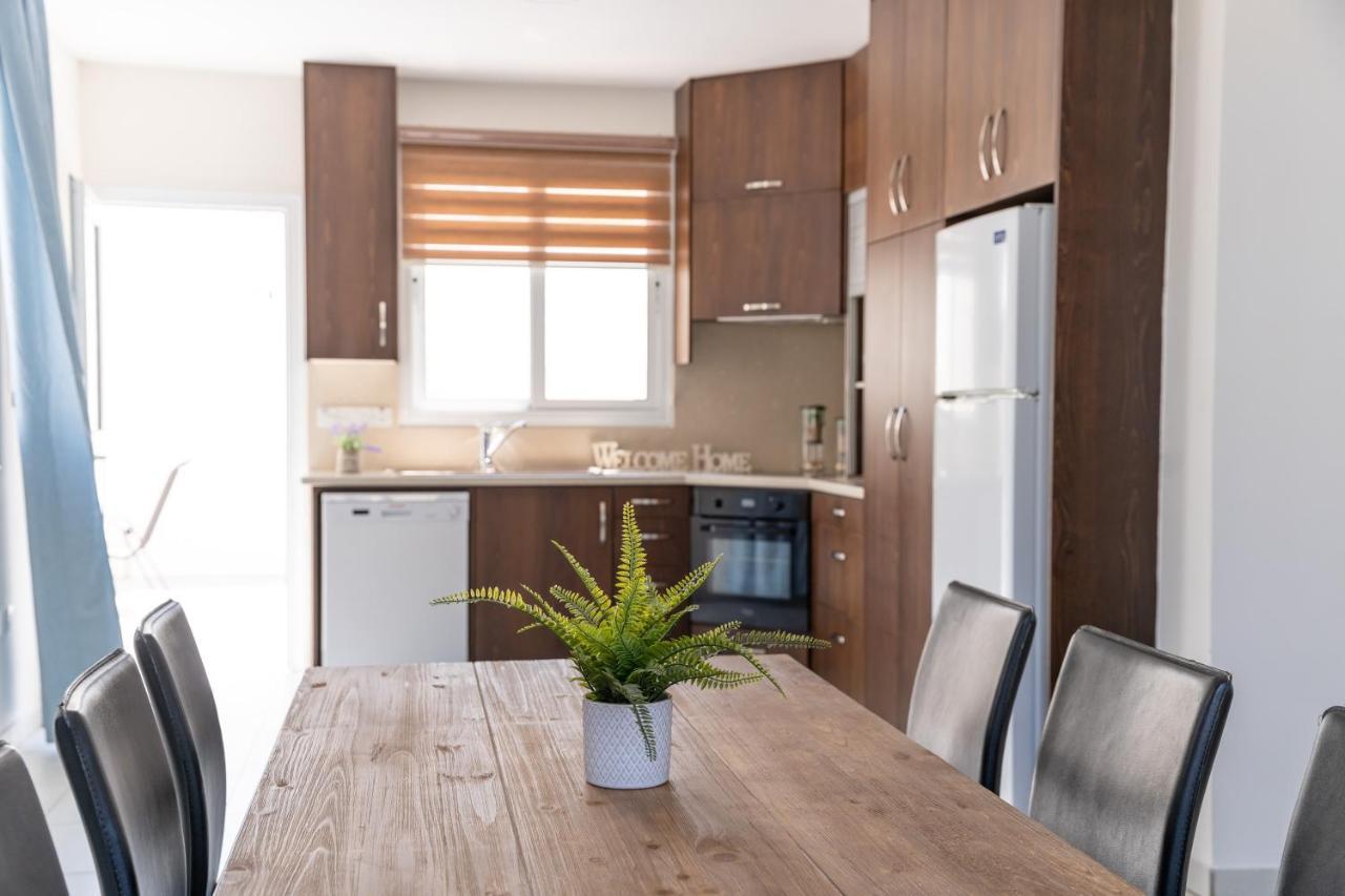 Dafni Villa Ekaterina 3 Bdrm Protaras Exterior foto